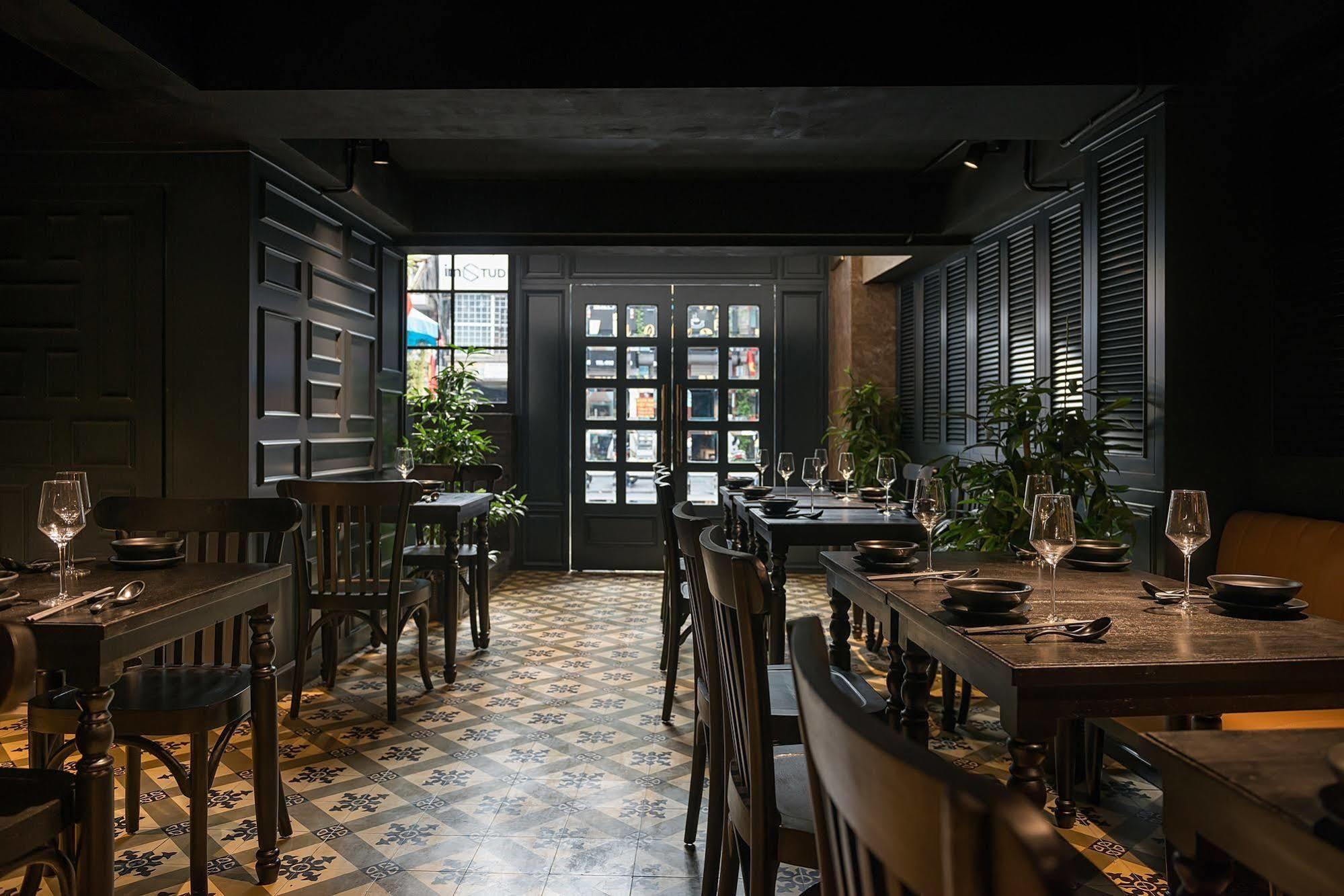 Hanoi E Central Luxury Hotel & Restaurant Bagian luar foto