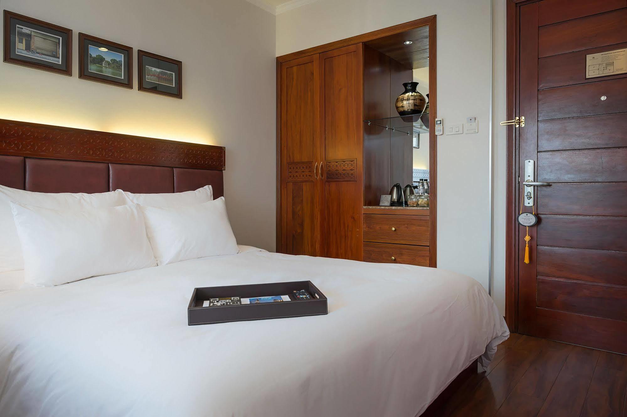 Hanoi E Central Luxury Hotel & Restaurant Bagian luar foto